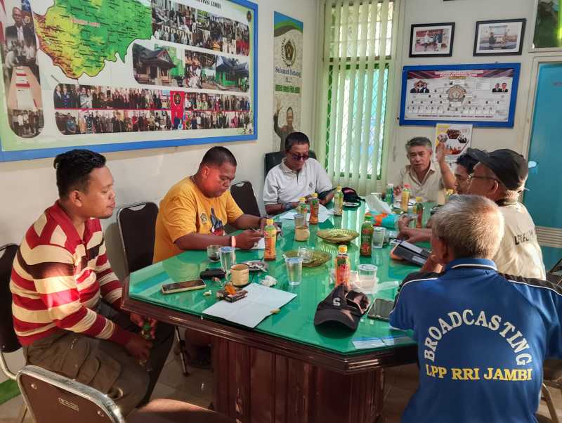 Ketua PWI Provinsi Jamni H R Ridwan Agus Depati Pimpin Rapat Koordinasi terkait kegiatan orientasi (RZ)