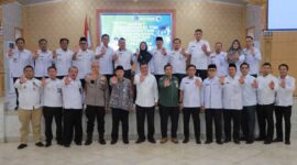 Wabup Katamso bersama Narasumber dan Peserta Rakor (Pro)