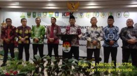 Bupati Anwar Sadat didampingi Ketua DPRD Hamdani, Wakil Ketua H Muh Sjafril Simamora, Sekda Hermansyah dan OPD terkait (Pro)