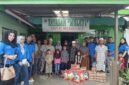 Ketua dan pengurus IFC Regional Jambi Foto Berasama Pengurus dan Anak-Anak Panti (LT)