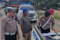 Petugas Satlantas Polres Tanjab Barat saat melaksanan giat penindakan (Satlantas)