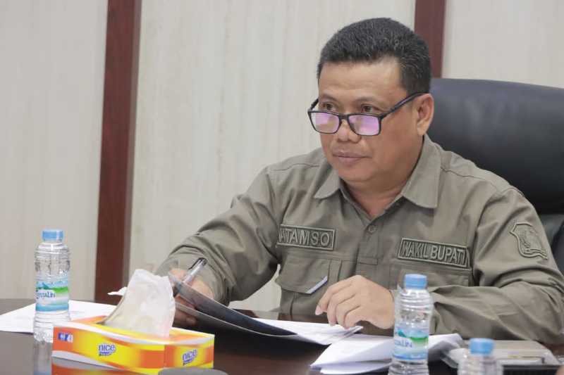 Wakil Bupati Tanjab Barat Katamso (Pro)