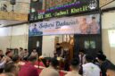 Wakapolda Jambi Brigjen Pol M. Mustaqim, S.I.K para PJU Polda Jambi dan Komunitas Riau Indonesia Mengaji (KORIM) Jambi menyimak tausiyab dari Ustadz Zacky Mirza LC (Humas)