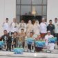 Bupati Anwar Sadat, Wabup Katamso, Sekda Hermansyah dan Istri bersama Unsur Forkopimda foro dengan para Juara Festival Pawai Takbiran (pct)