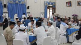 Kegiatan open house di Rumah Jabatan Bupati Tanjab Barat. (Pro)