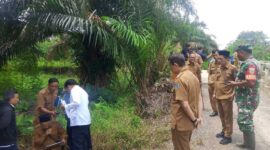 Dinas Sosial Tanjab Barat Bersama Satgas Pembangunan Strategis Kemen PUPR Jambi dan Aparat terkait survey lahan (Ist)