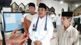 Bupati Anwar Sadat bersama Sekda Hermansyah dan Baznas (pro)