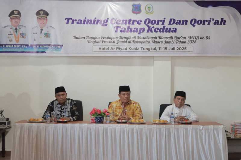Wabup Katamso Buka Training Center Tahap II untuk Persiapan MTQ Provinsi Jambi 2025  (pro)