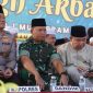 AKBP Agung Basuki bersama Dandim 0419/Tanjab Letkol Arm Dwi Sutaryo dan Ketua DPRD Tanjab Barat Hamdani saat menghadiri Tablig Akbar (hms)