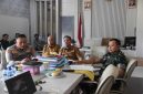 Dandim 0419/Tanjab Letkol Arm Dwi Sutaryo bersama Sekda dan Unsur Forkopimda Tanjab Timur Saat Ikuti Zoom (pentjb)