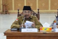 Bupati Tanjab Barat Drs H Anwar Sadat, M. Ag (pro)