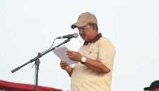 Bupati Anwar Sadat Pimpin Apel Gotong Royong Serentak Sambut Hari Pramuka ke-64 (pro)