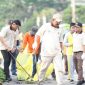 Bupati Tanjab Barat Anwar Sadat Gotong Royong Bersama Forkopimda dan OPD Terkait (pro)