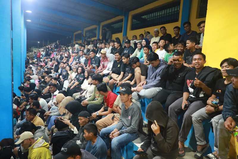 Salah Satu Tribun Penonton di Stadion Bhakti Karya Kuala Tungkal (pro)