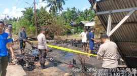 Unit Reskrim Polsek Betara Pasang Garis Polisi di Lokasi Kejadian (hms)