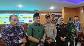 Bupati Tanjab Barat Anwar Sadat Didampingi Kadinkes Zaharuddin dan Forkopimda (ist)
