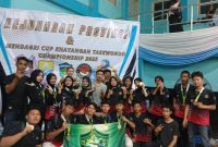 Atlet Taekwondo Tanjab Barat Bersama Official (ist)