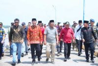 Bupati Anwar Sadat Bersama Ketua DPRD Hamdani Dampingi Edi Purwanto Saat Reses (pro)