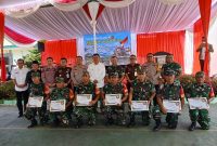 Dandim 0419/Tanjab Letkol Arm Dwi Sutaryo Bersama Wabup Katamso Unsur Forkopimda Tanjab Barat dan Tanjab Timur serta Babinsa Penerima Penghargaan (ist)