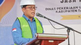 Kepala Dinas PUPR Tanjab Barat Apri Dasman  (pro)