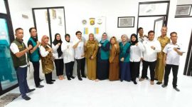 Tim dari BPOM Provinsi Jambi, Dinas Kesehatan Kota Jambi dan BGN Provinsi Jambi (nik)