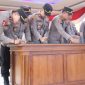 Kapolsek Jajaran Polres Tanjab Barat Saat Teken Komitmen Bersama (hms)