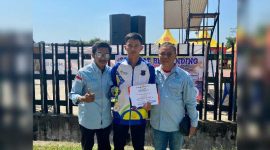 Jamil Darmawan Sie dan Pengurus Bersama Atlet PASI Tanjab Barat M Ikhsan Febriono Yang Dinyatakan Lulus Tes Bintara TNI AD (ist)