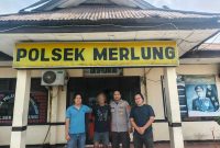 Baju Hitam Celana Pendek Pelaku Pencurian Yang Diamankan (hms)