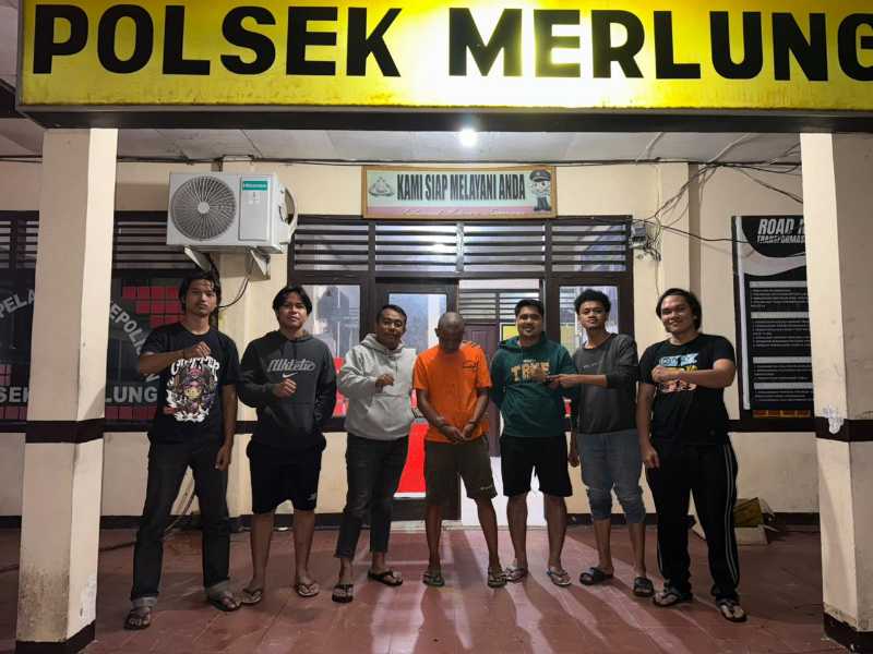 Pelaku (Baju Orange) Yang Diamankan Unit Reskrim Polsek Merlung (hms)
