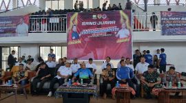 Bupati Awnar Sadat Bersama Ketua Umum KONI Jambi AKBP Mat Sanusi, Sekretaris KONI Tanjab Barat. Plt Dinas Parpora, Foekopimda dan Ketua Pengprov. Pengcab KBI (Ist)