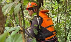 Mobil Masuk Jurang, Tim SAR Cari Dua Korban di Merangin-Kerinci