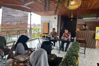 Didampingi Kasi Tikim Mursalim, Kakanim Kuala Tungkal Andriw Guntur S Simanjuntak Sosialisasikan Pencegahan TPPO (Dok Imigrasi)