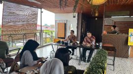 Didampingi Kasi Tikim Mursalim, Kakanim Kuala Tungkal Andriw Guntur S Simanjuntak Sosialisasikan Pencegahan TPPO (Dok Imigrasi)