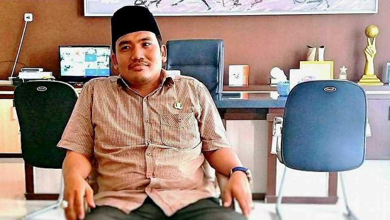 Dr Dedek Kusnadi, S. Sos, M. Si 