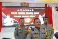 AKBP Agung Basuki Didampingi Waka Polres Kompol Johan Christy Silaen dan Kasi Humas Ipda Ucen S Kasih (ist)