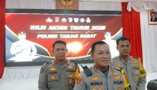 AKBP Agung Basuki Didampingi Waka Polres Kompol Johan Christy Silaen dan Kasi Humas Ipda Ucen S Kasih (ist)