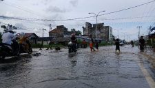 Banjir Rob di Kuala Tungkal (ist)