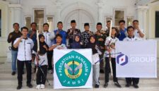 Pelepasan Atlet Panahan Tanjab Barat Wakili Jambi Menuju Kejurnas di Kudus Jawa Tengah