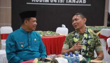 Wakil Bupati Tanjab Barat Katamso Berbincang Dengan Dandim 0419/Tanjab Letkol Inf Zulhiardi (ist)