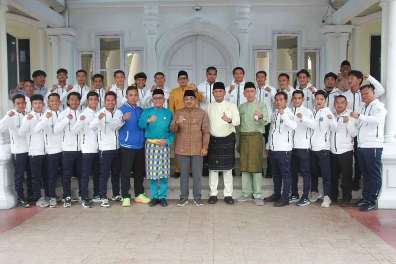 Pelepasan Kontingen Tanjab Barat Menuju Gubernur Cup Jambi 2026 (pro)