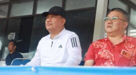 Wabup Tanjab Barat Katamso Bersama Ketua Umum KONI Jamal Darmawan Sie (pro)