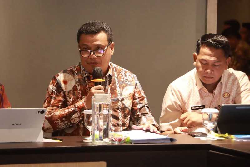 Wabup Katamso Bersama Sekda Saat di Kemendagri (pro)