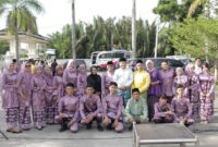 Ketua DPRD Tanjab Barat Hamdani, S. E Bersama Sejumlah Peserta Upacara (FOTO : HUMAS)