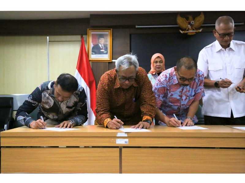 Serah Terima Kawasan Hutan Lahan Gambut (hms)