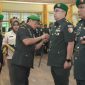 Brigjen TNI Heri Purwanto Pasang Tanda Jabatan Kasrem 042/Gapu (penrem 042/Gapu)