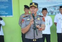 Wakapolres Tanjab Barat Kompol Andi Musahar Pimpin Apel di SMAN 1 (HMS)