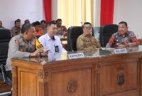 AKBP Maulia Kuswicaksono Bersama Unsur Fokopimda Tanjab Barat (hms)