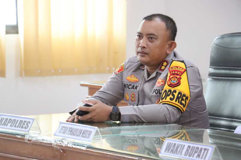 Kapolres Tanjung Jabung Barat, AKBP Maulia Kuswicaksono.