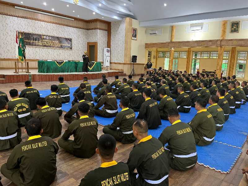 Kegiatan pembinaan kemampuan bela diri prajurit (penrem042gapu)