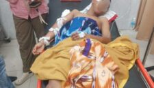 Fahri Saat Mendapatkan Perawatan di IGD RSUD KH Daud Arif Kuala Tungkal Minggu (10/5)